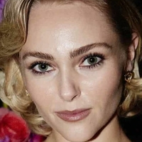 AnnaSophia Robb Nude