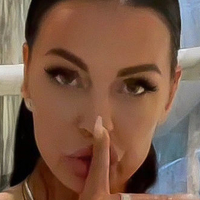 Nadine Kerastas Nude