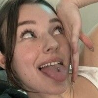 Peachyyvirgo Nude