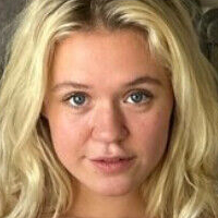 Taylor.fit Nude